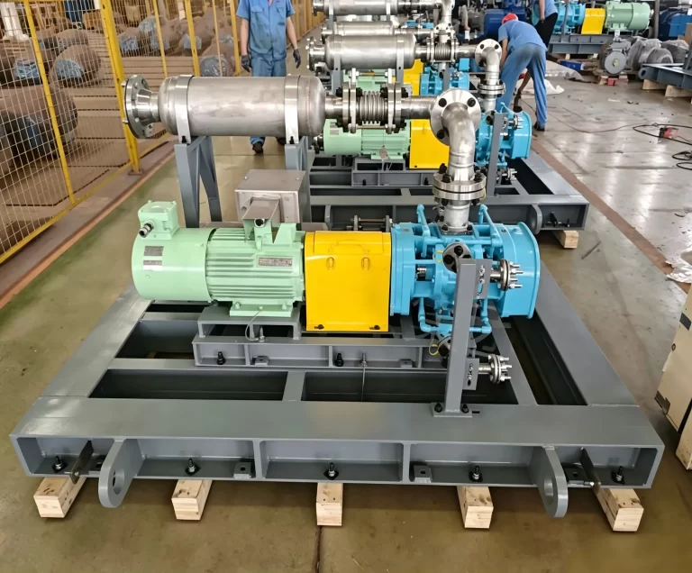Close-up of ShanGu MingTian 2205 stainless steel petrochemical roots blower, display double oil tank isolation structure, chemical grade mechanical seal and direct coupling motor